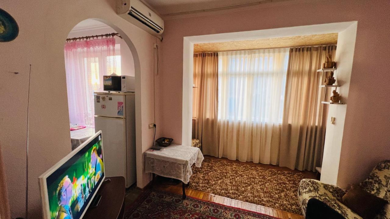 Flat Near The Sea Apartment Gagra Exterior foto