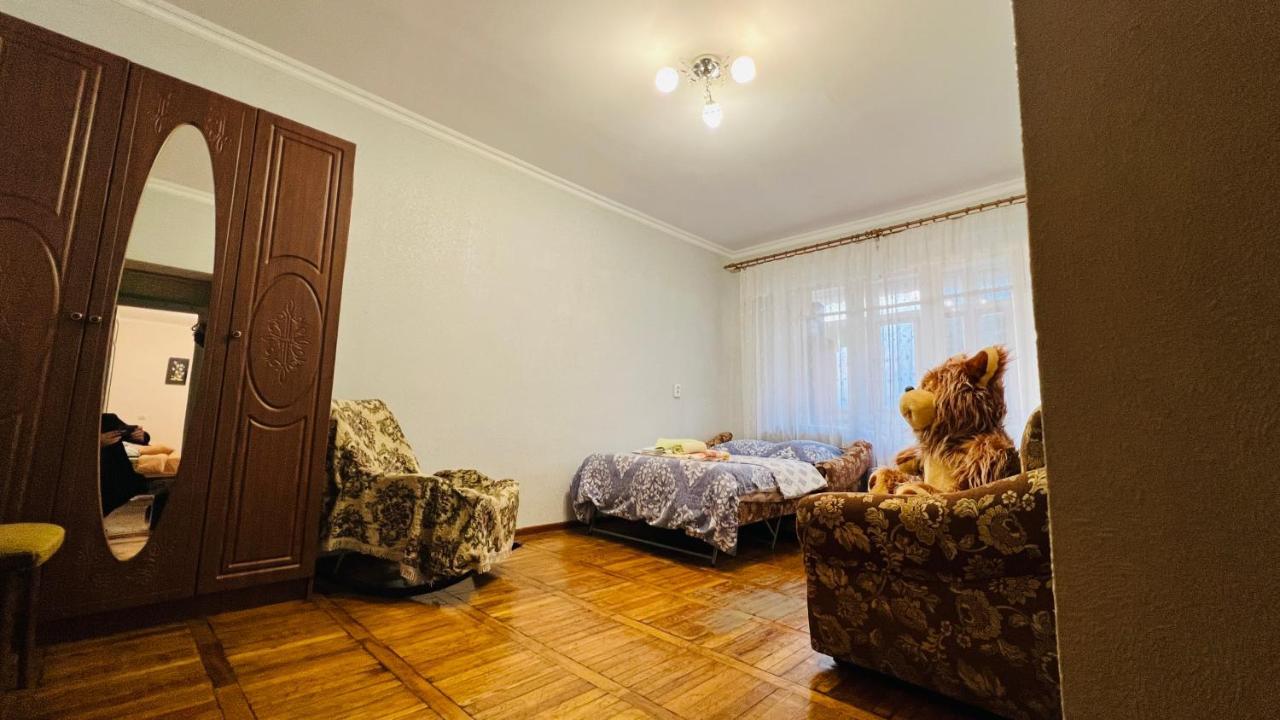 Flat Near The Sea Apartment Gagra Exterior foto